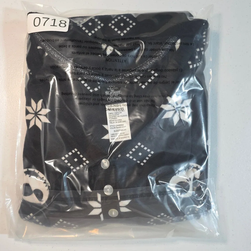 Disney Womens 3X Nightmare Before Christmas Sleep Shirt Black Jack Skellington - Picture 8 of 8